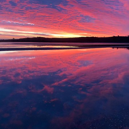 Pukehina Estuary Sunset Views Holiday Home Exteriör bild