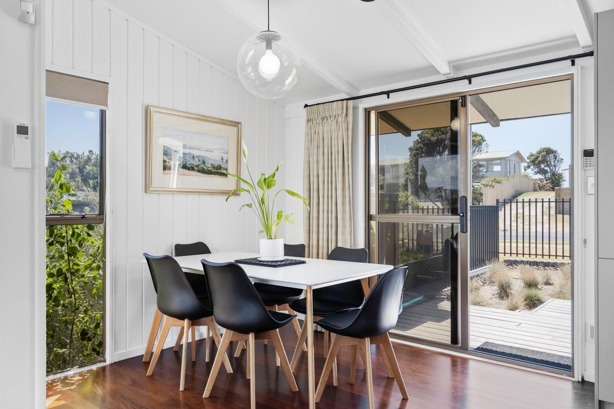 Pukehina Estuary Sunset Views Holiday Home Exteriör bild