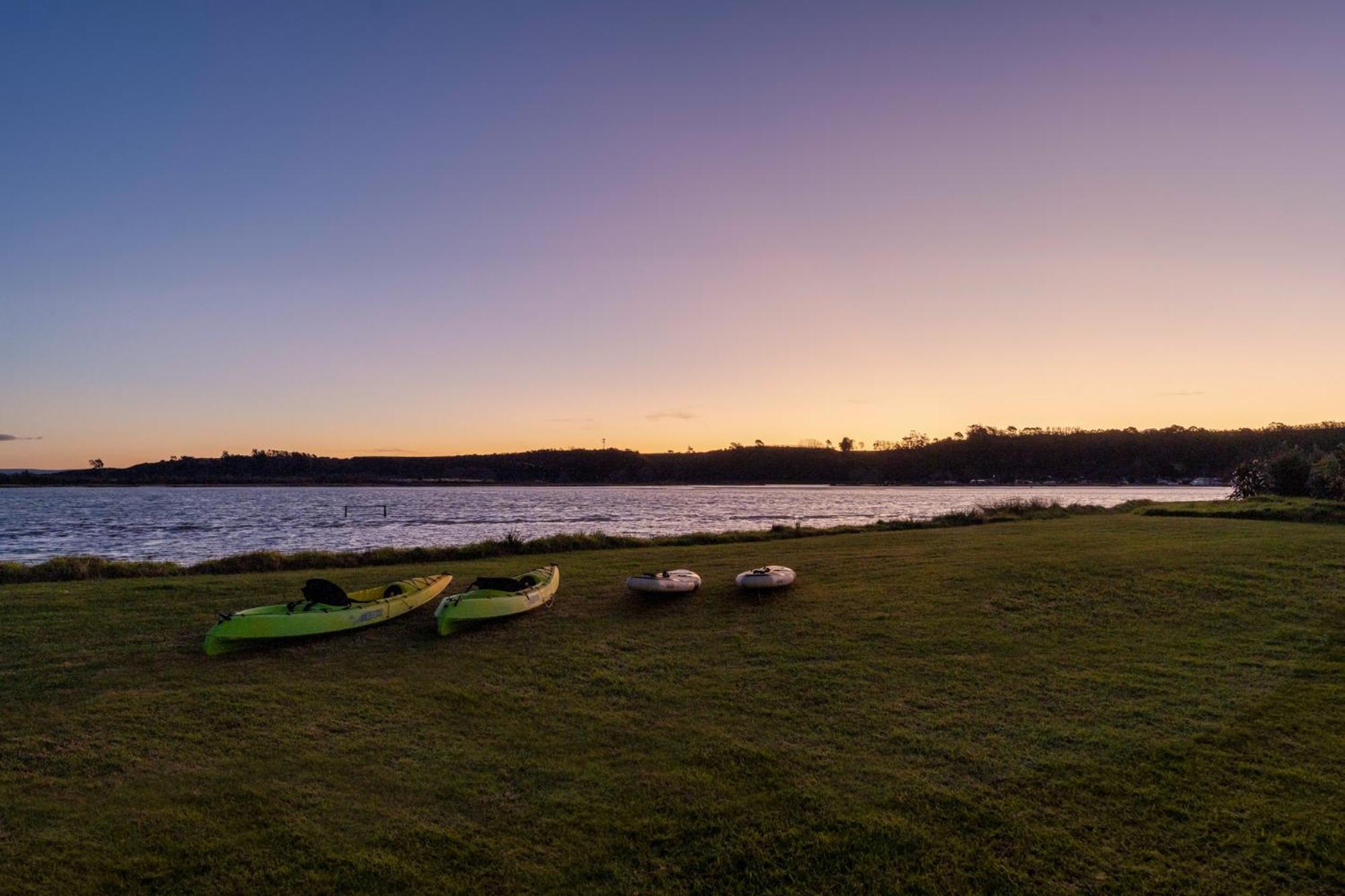 Pukehina Estuary Sunset Views Holiday Home Exteriör bild