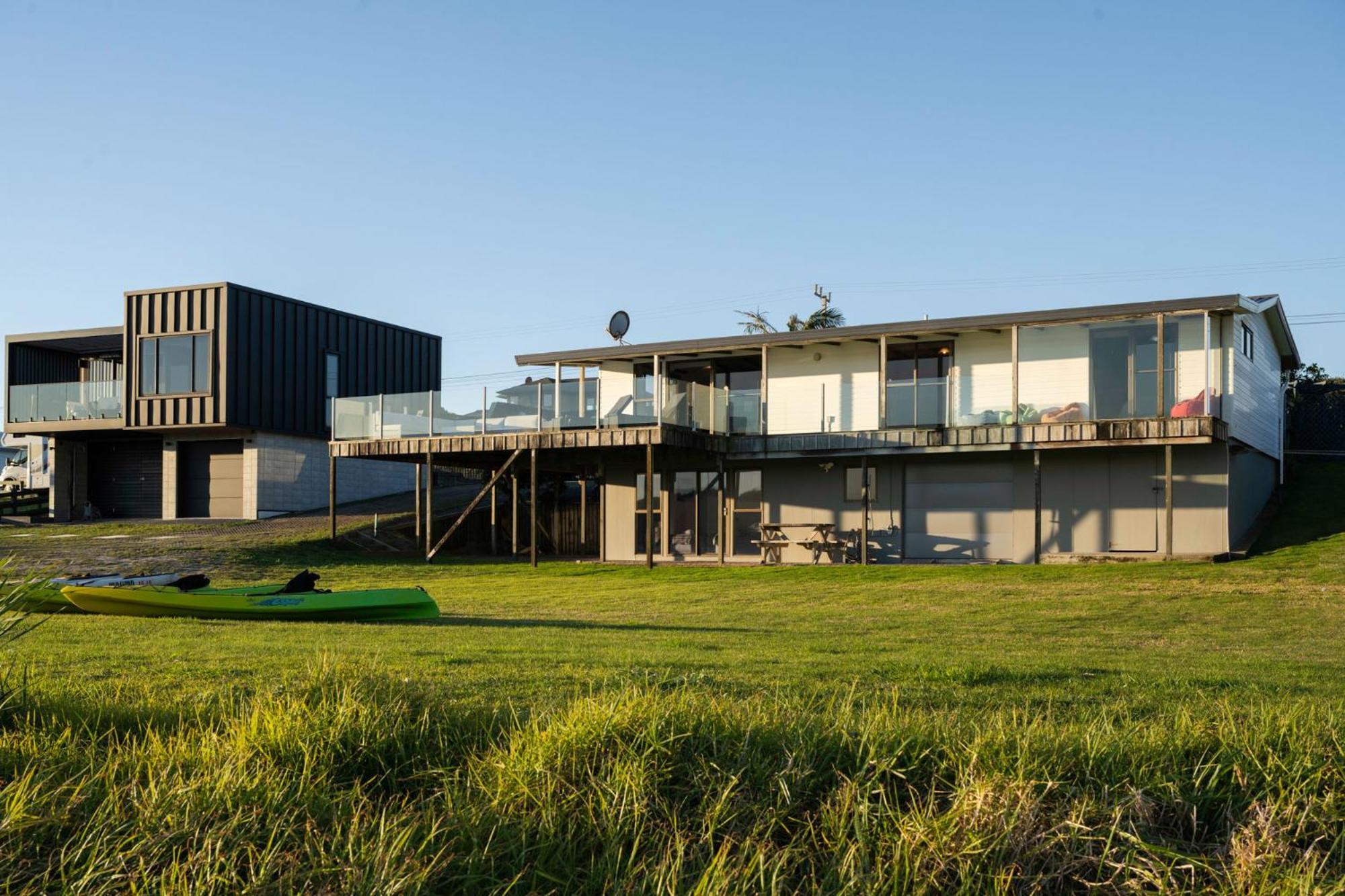 Pukehina Estuary Sunset Views Holiday Home Exteriör bild