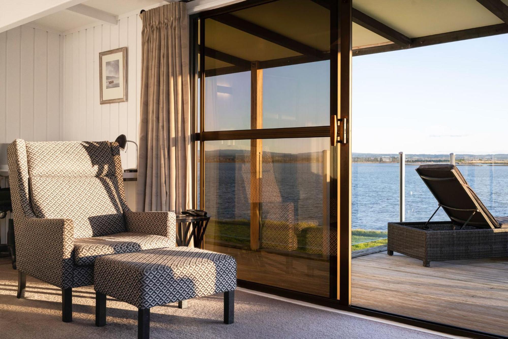 Pukehina Estuary Sunset Views Holiday Home Exteriör bild