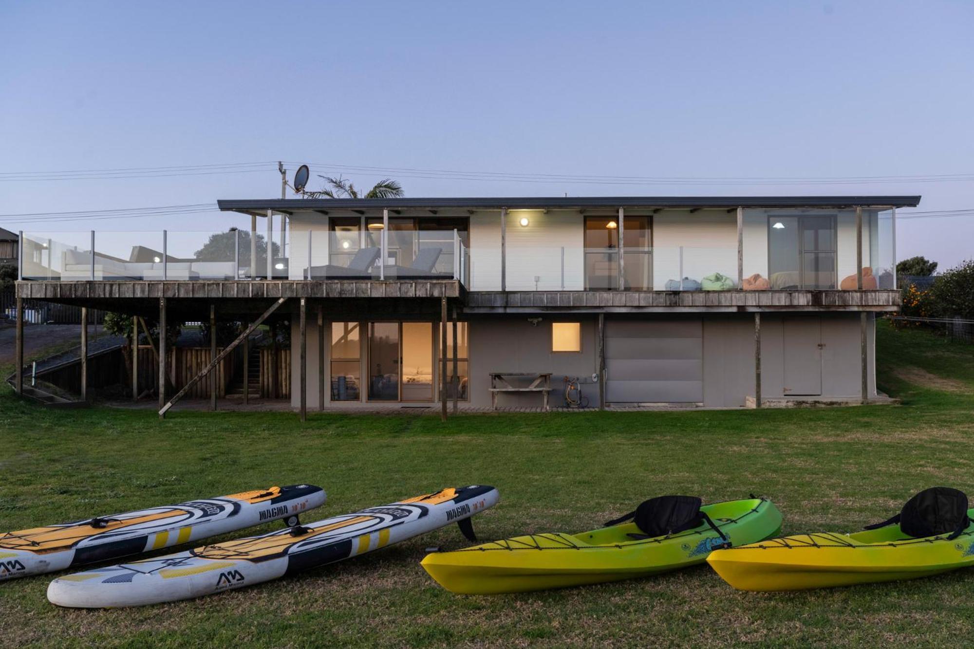 Pukehina Estuary Sunset Views Holiday Home Exteriör bild